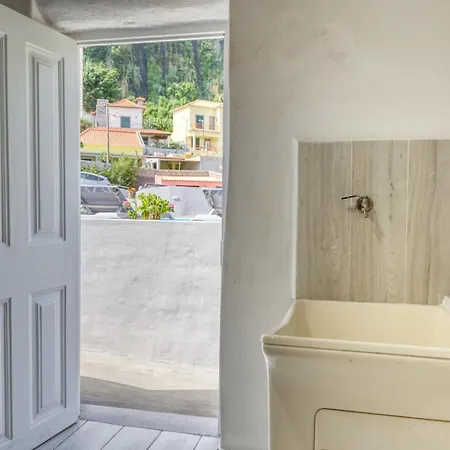 Casa Da Tia Celeste Iii, A In Madeira * Понта-ду-Сол